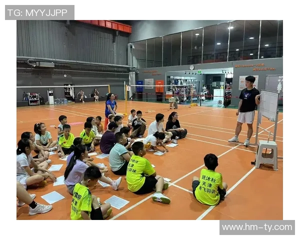 羽毛球的力量与坚持：深入了解重庆羽毛球队的耐力训练与精神