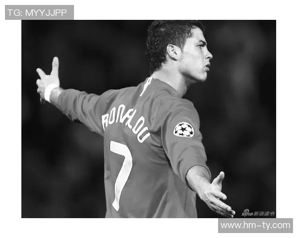 铜仁地区足球明星及其精彩瞬间的图片展示与介绍